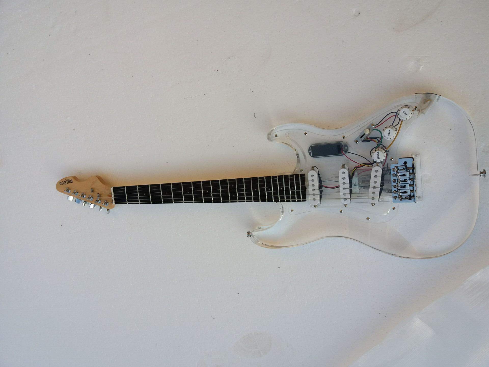 Amazon.co.jp: MUSOO LED 付き アクリル エレキギター : 楽器・音響機器